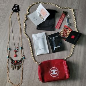 8pcs Chanel Cosmetic Pouch, Zipper Pull, Cosmetics,Holiday Ribbon